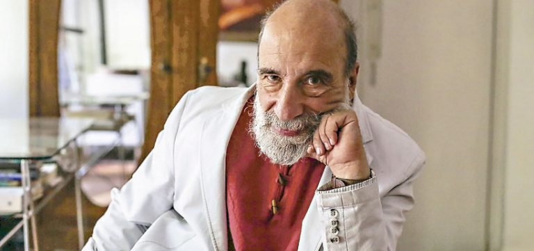 Raúl Zurita, premio José Donoso: “Dedico este triunfo a los jóvenes”