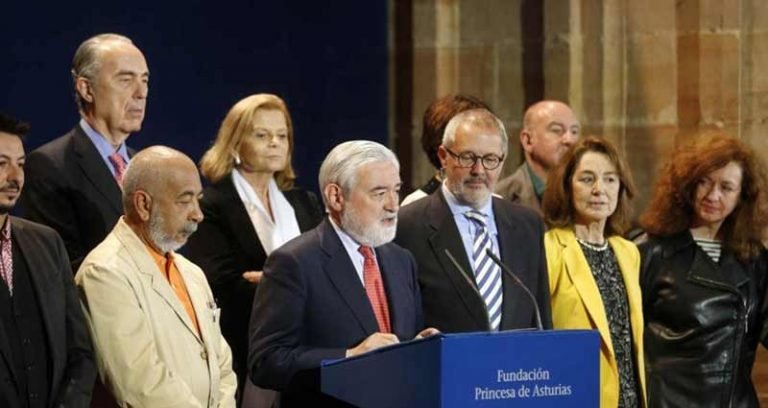 Fred Vargas, premio Princesa de Asturias de las Letras