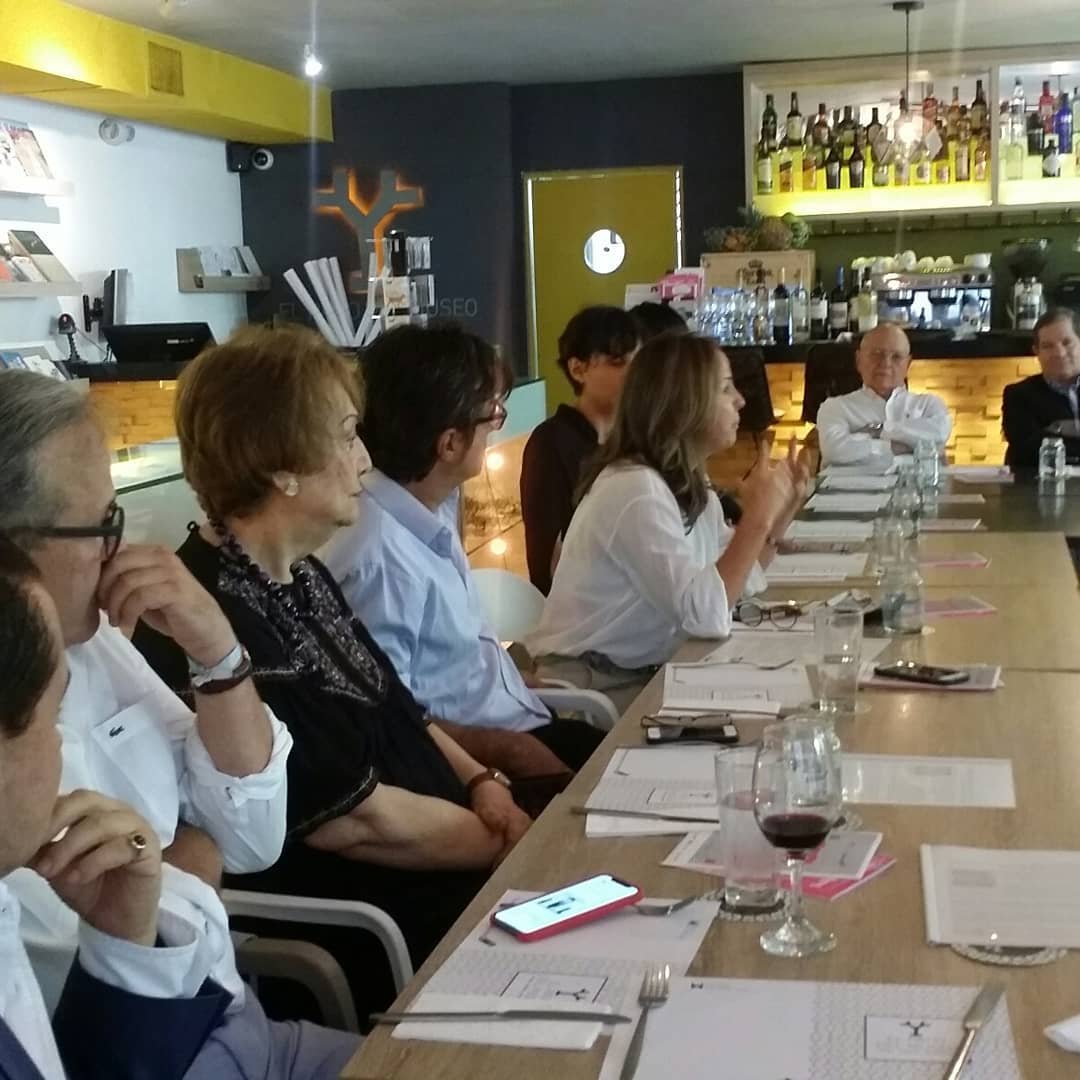 1 - 36471501_492218197899401_4556889859297378304_n