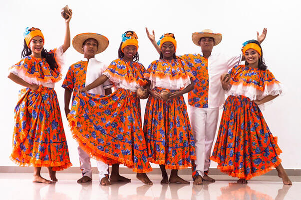 Embajadores naranja SENA trabajan para multiplicar y fortalecer el potencial cultural y creativo colombiano