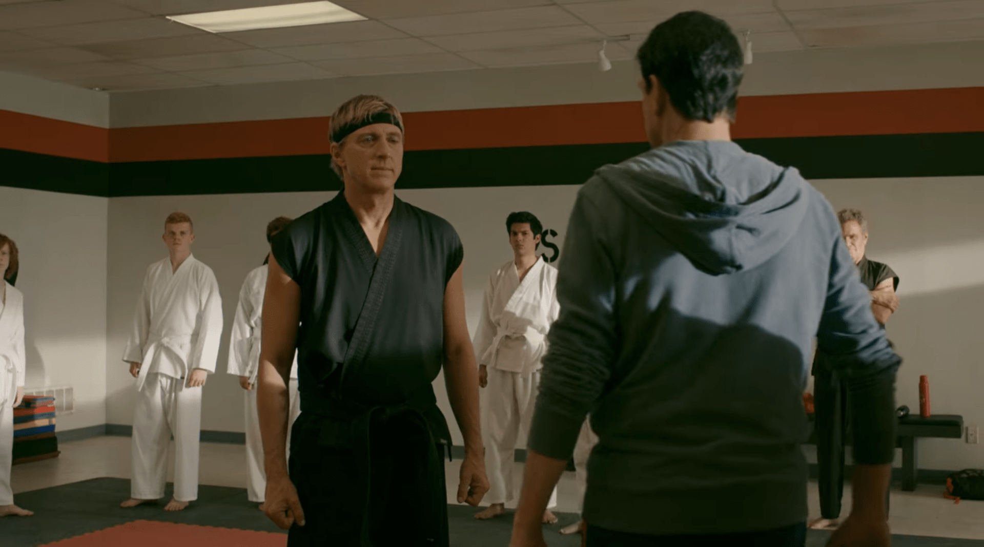 Cobra Kai: un giro sugerente en la célebre historia de Karate Kid