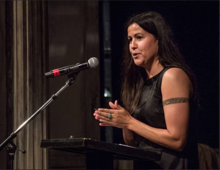Natalie Díaz ganadora del Premio Pulitzer 2021