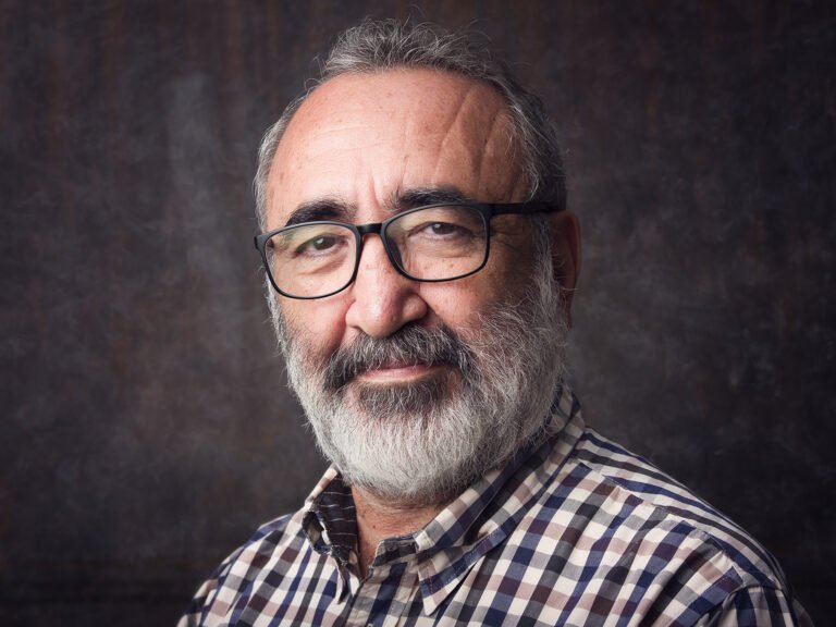 Omar Ortiz dirigirá el Festival Internacional de Poesía de Cali