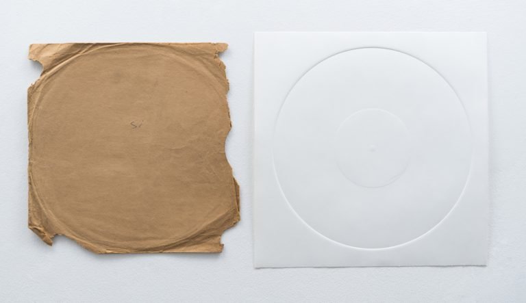 Salas Chapinero inaugura El presente continuo