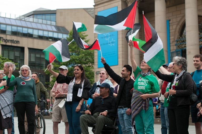 Dabkeh: Noche de paz, noche de amor |  Editorial diciembre 2023