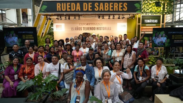 Artesanos víctimas del conflicto fortalecen sus tradiciones y mejoran sus ingresos con apoyo de $3.241 Millones de pesos.