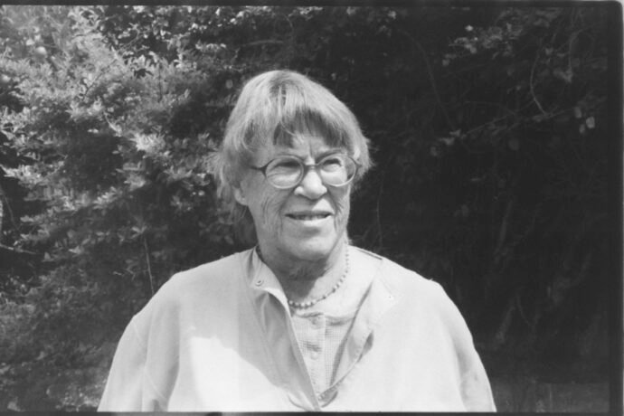 El legado de Beatriz Caballero Holguín, escritora, guionista y hada madrina de los títeres en Colombia