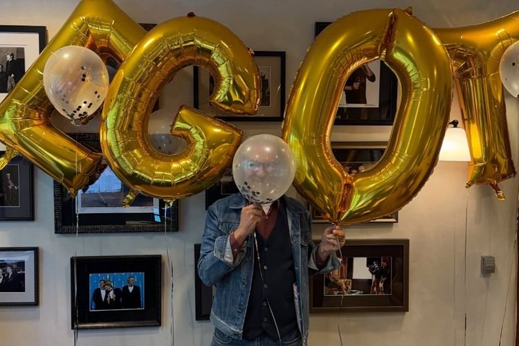 Steven Spielberg hace historia al lograr el EGOT y celebrar con humor y gratitud