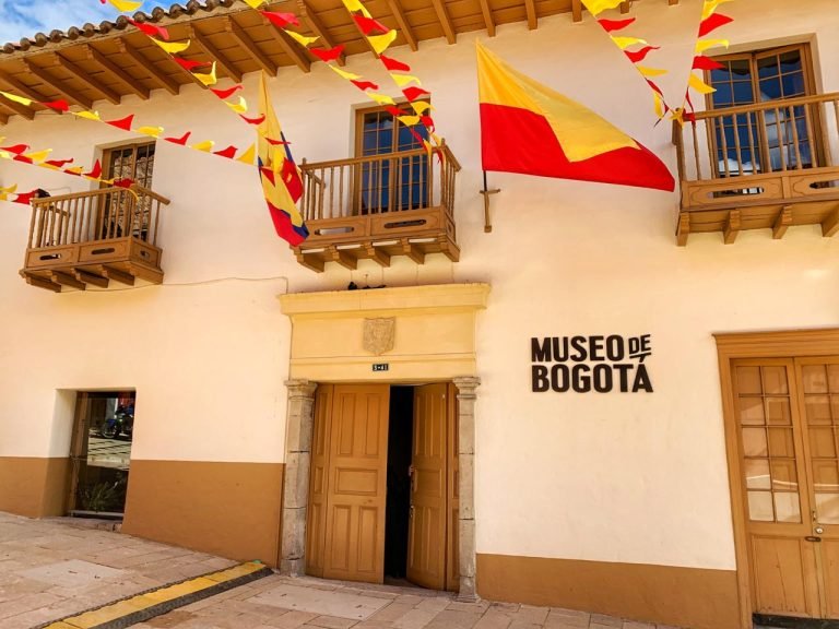 Museo_de_Bogota,_Sede_Casa_Siete_Balcones